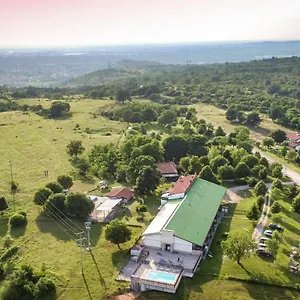 Bio-agriturismo Parco Rurale Alture Di Polazzo Fogliano Redipúglia